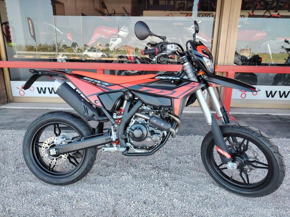 Betamotor RR 125 4T Motard T (2025) (3)