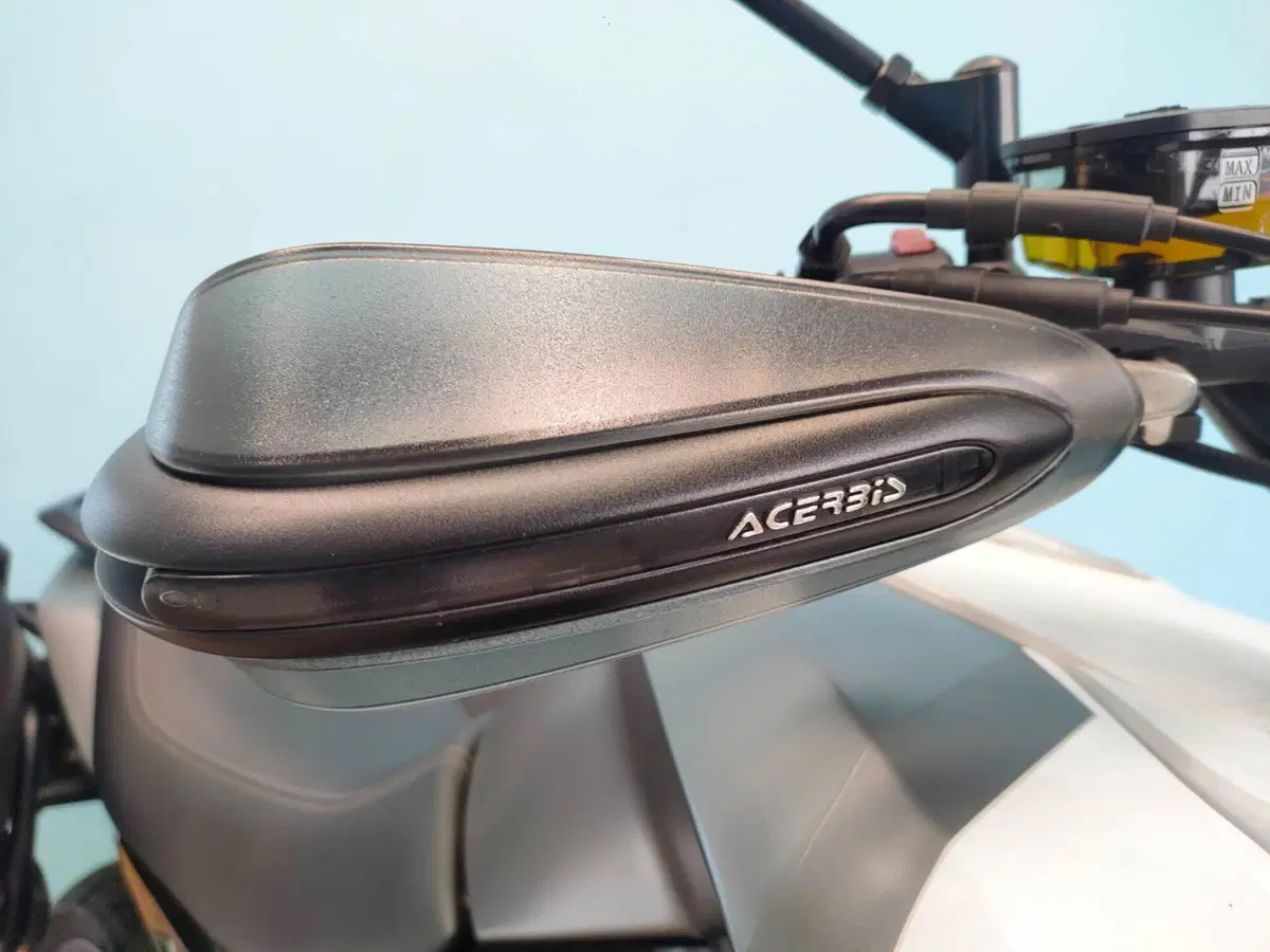 CFMOTO 650MT (2021 - 24) (18)