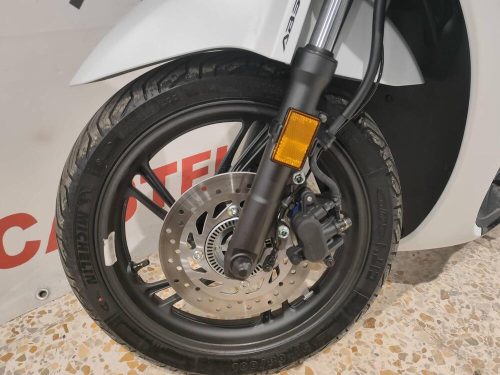 Honda SH 125i Sport (2024 - 25) (5)