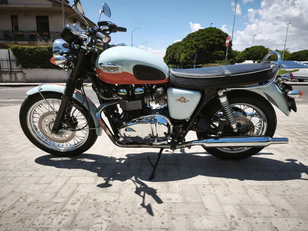 Triumph Bonneville T100 50th Anniversary (2009) (4)