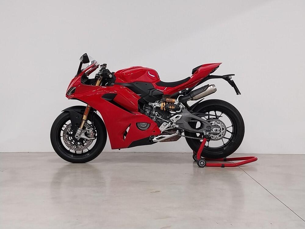 Ducati Panigale V2 S (2025) (2)