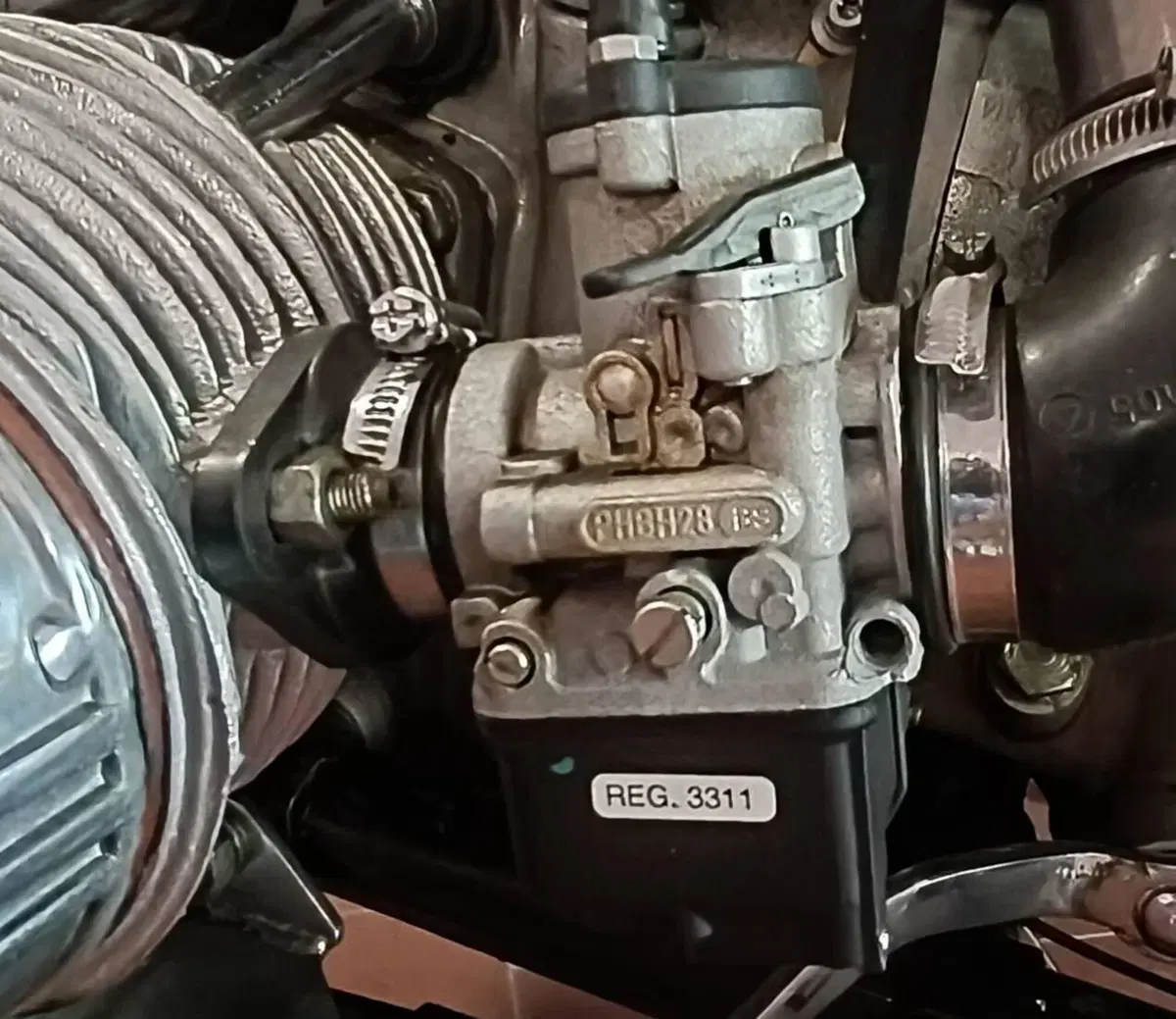 Ural UH 650 Sidecar E (1999 - 02) (4)