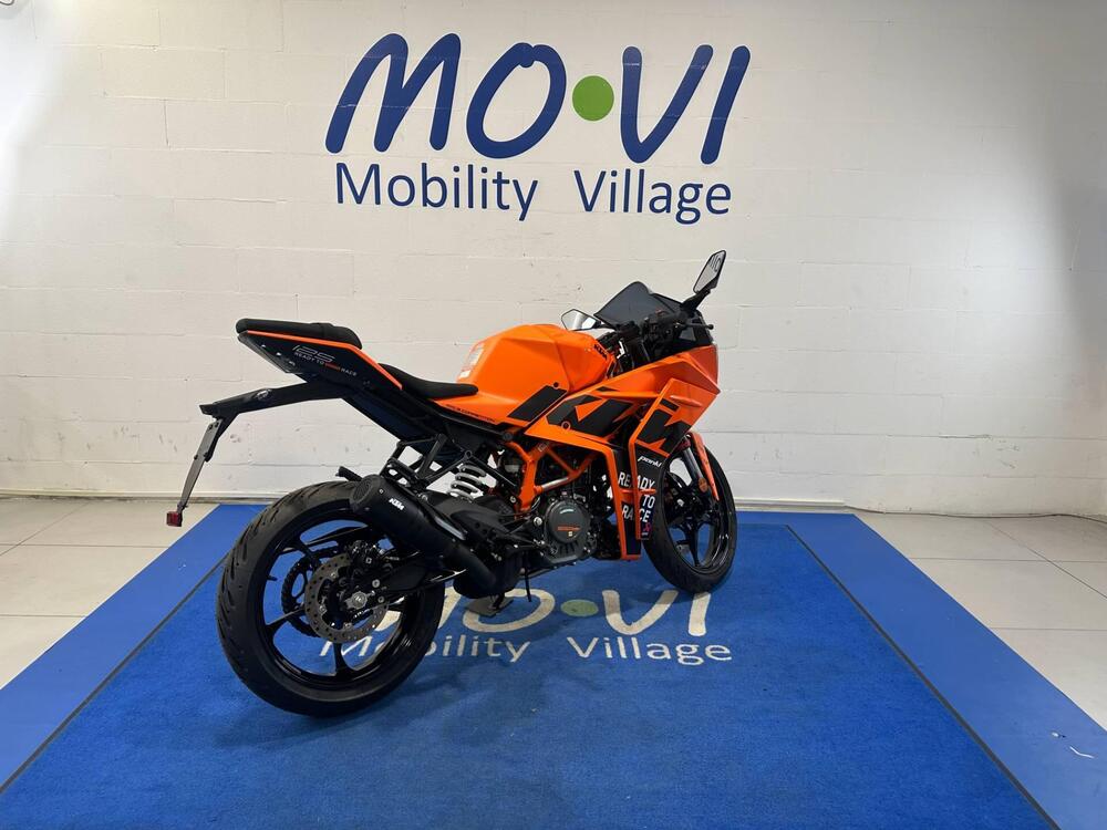 KTM RC 125 (2022 - 25) (2)