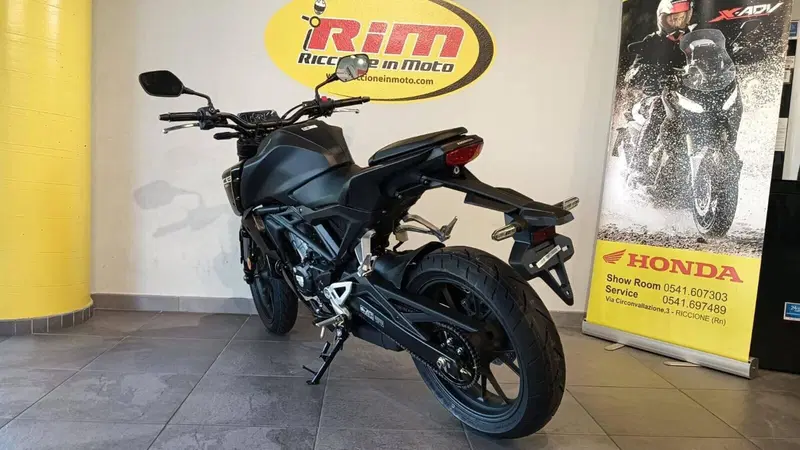 Honda CB 125 R (2024 - 26) (3)