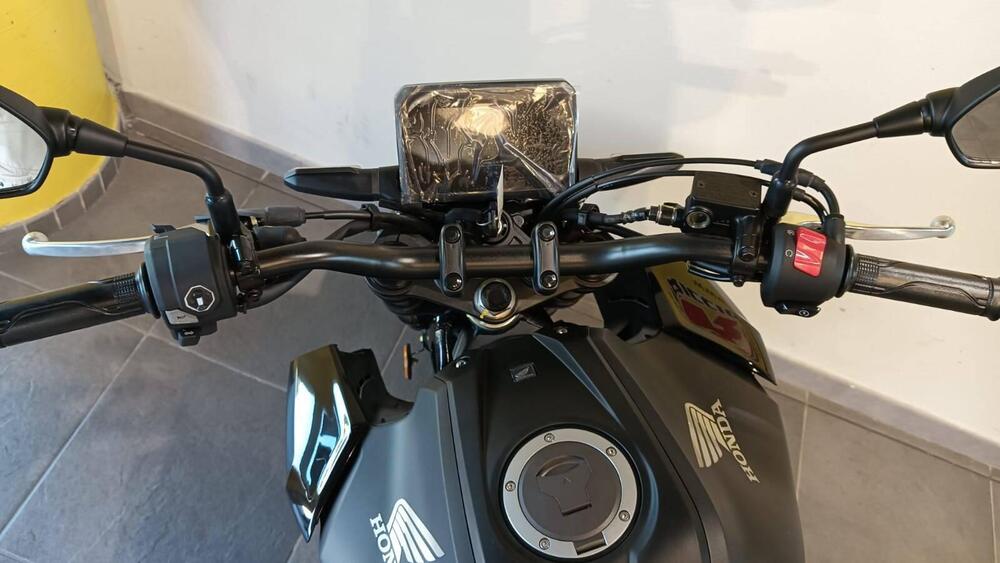 Honda CB 125 R (2024 - 25) (5)