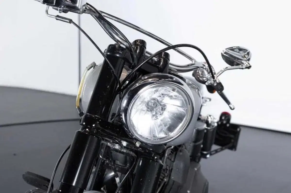 Harley Davidson 1450 Super Glide Custom 2005: l'usato del giorno di Moto.it [GALLERY]