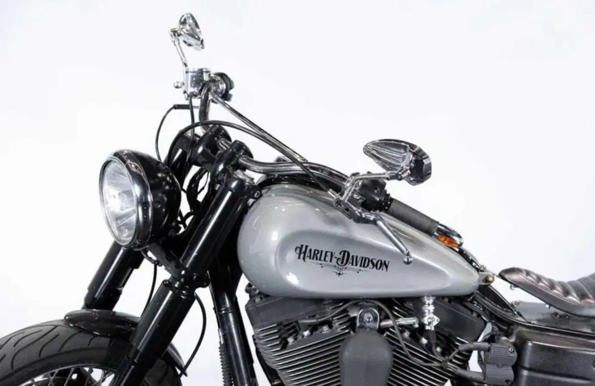 Harley Davidson 1450 Super Glide Custom 2005: l'usato del giorno di Moto.it [GALLERY] (2)