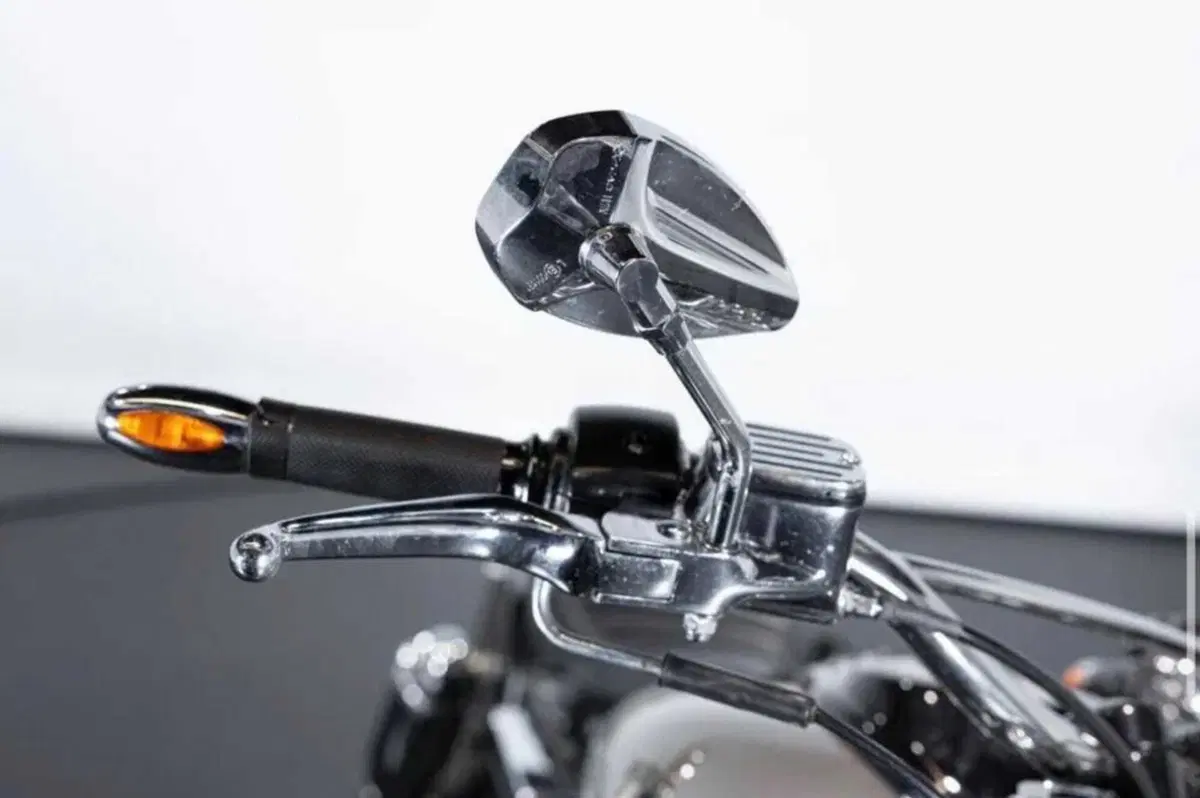 Harley Davidson 1450 Super Glide Custom 2005: l'usato del giorno di Moto.it [GALLERY] (6)