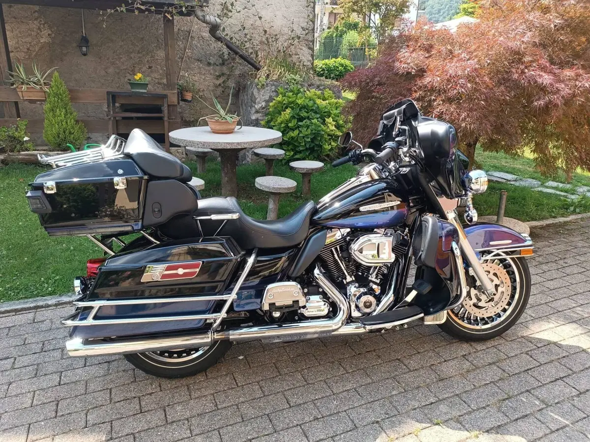 Harley-Davidson 1690 Electra Glide Ultra Limited (2010 - 13) - FLHTK (2)