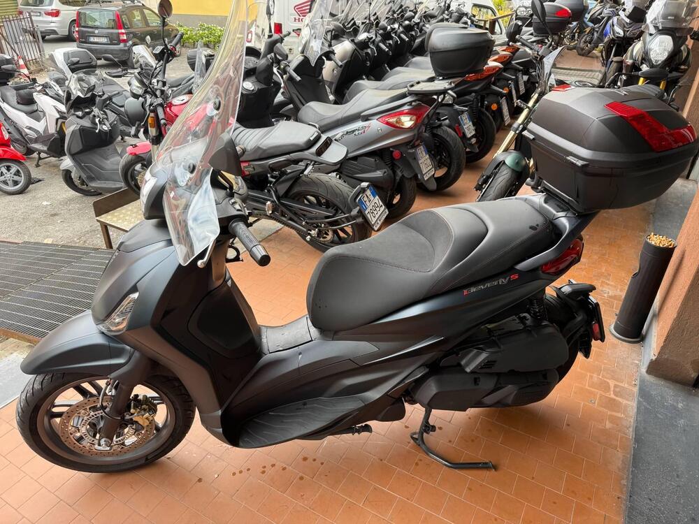 Piaggio Beverly 400 S ABS-ASR (2021 - 24) (4)