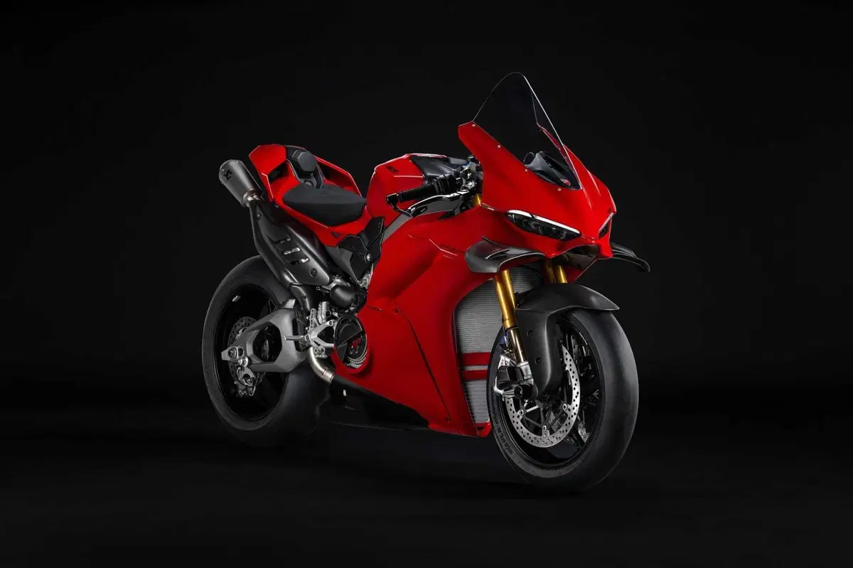 Accessori Ducati Performance per la Panigale V4 e V2 (2)