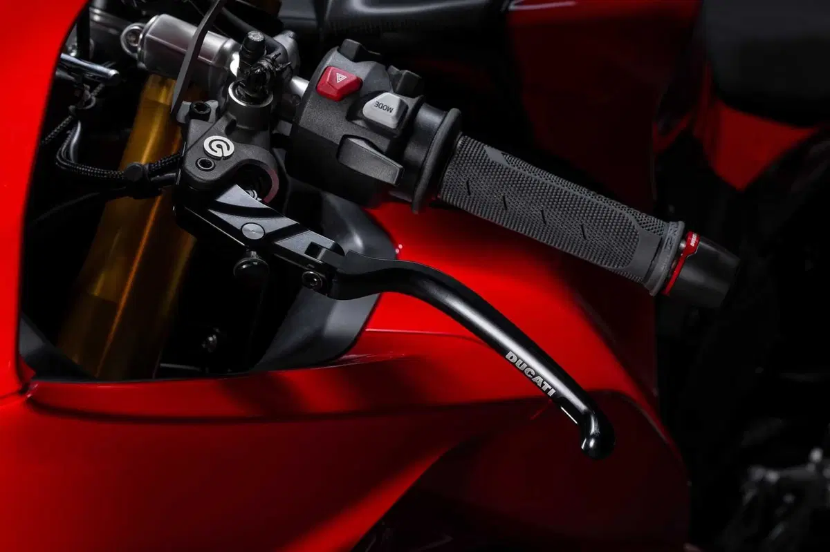 Accessori Ducati Performance per la Panigale V4 e V2 (4)