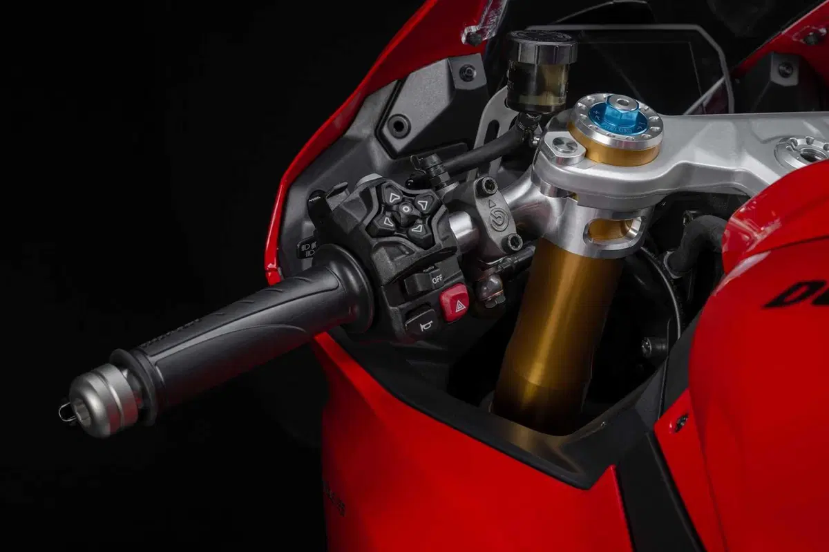 Accessori Ducati Performance per la Panigale V4 e V2 (8)