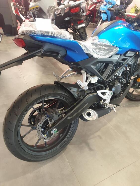 Honda CB 125 R (2024 - 25) (4)