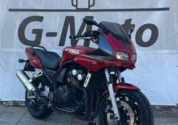 Yamaha FZS 600 Fazer (1998 - 01) usata