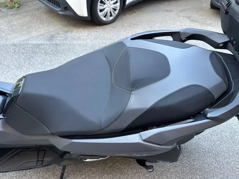 Honda ADV 350 (2022 - 24) (10)