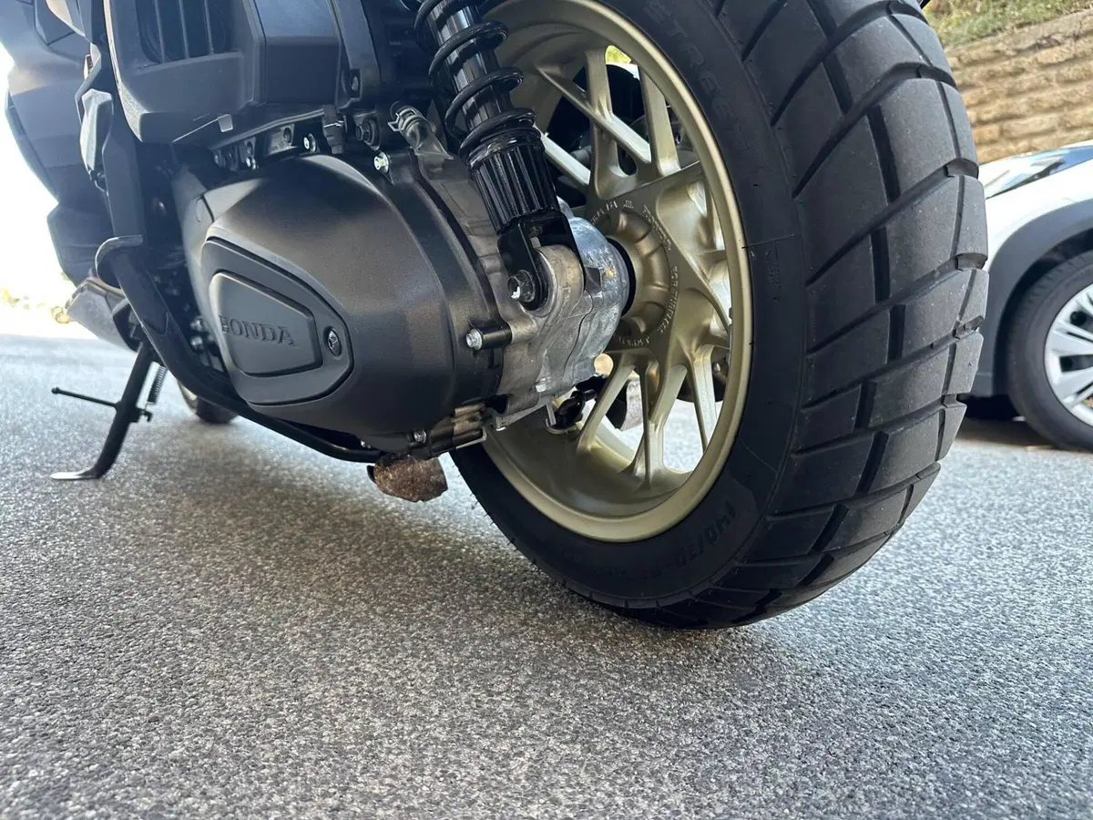 Honda ADV 350 (2022 - 24) (9)