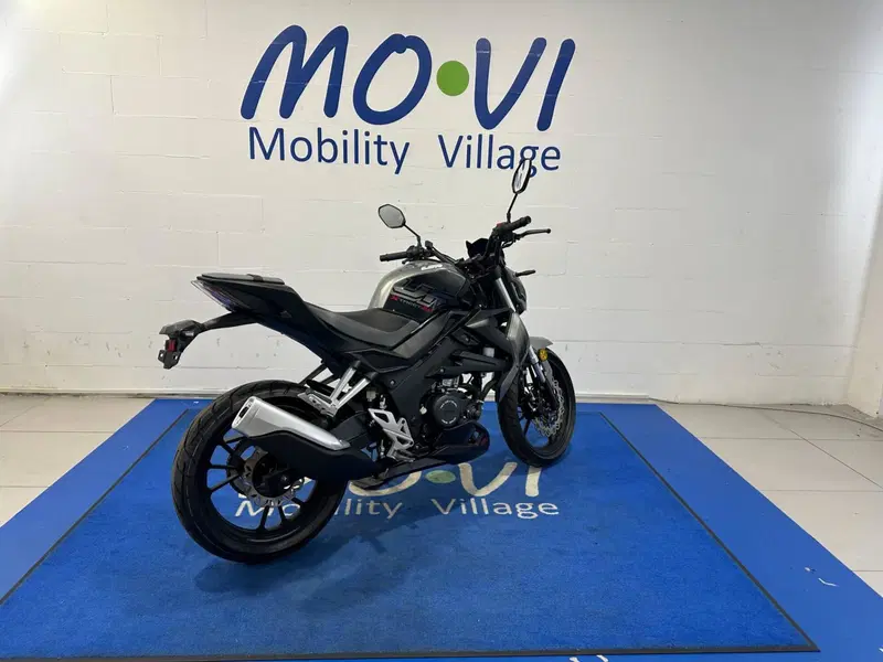 Um Italia Xtreet RS 125 (2023 - 26) (2)