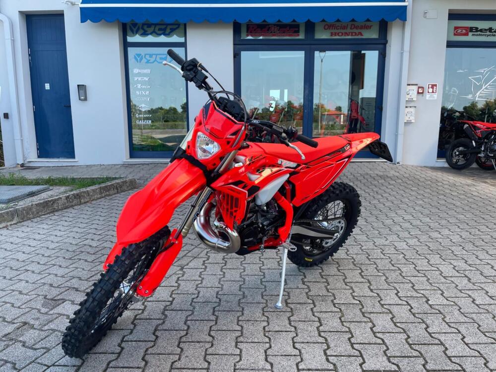 Betamotor RR X-PRO 300 2T Enduro (2026) (2)