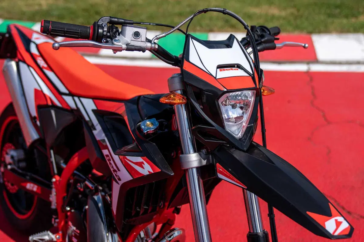 Beta RR 50 e RR 125 Motard TEST: 2 tempi vs 4 tempi, in pista! [VIDEO E GALLERY] (36)