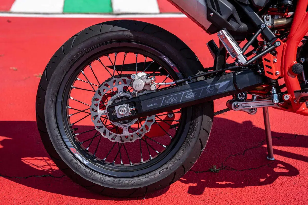 Beta RR 50 e RR 125 Motard TEST: 2 tempi vs 4 tempi, in pista! [VIDEO E GALLERY] (45)
