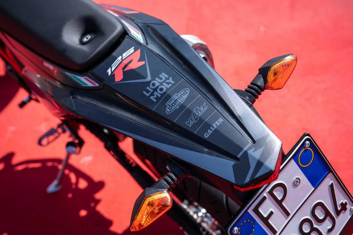 Beta RR 50 e RR 125 Motard TEST: 2 tempi vs 4 tempi, in pista! [VIDEO E GALLERY] (52)