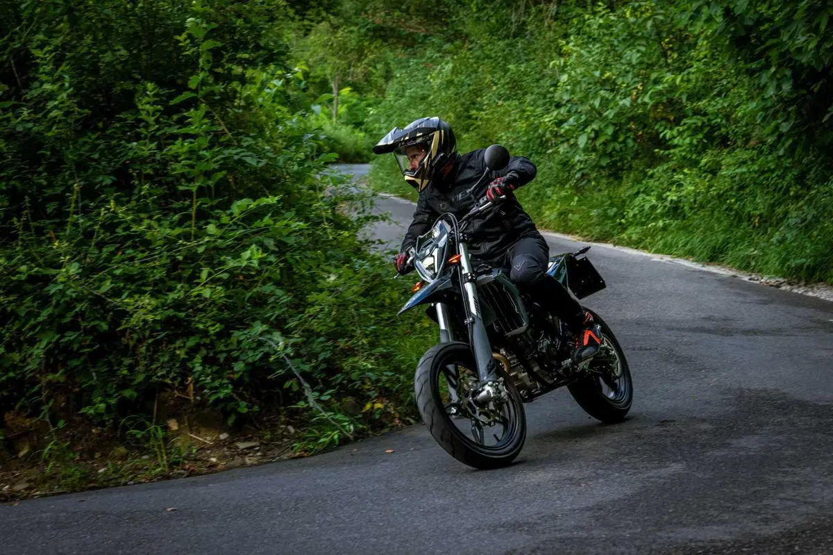 Beta RR 50 e RR 125 Motard TEST: 2 tempi vs 4 tempi, in pista! [VIDEO E GALLERY] (65)