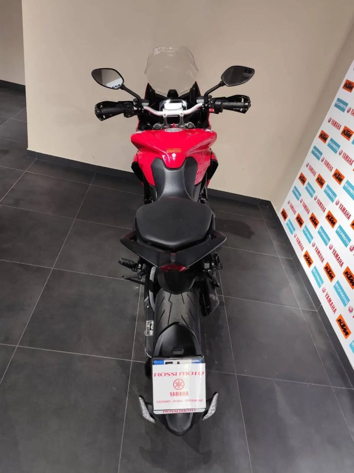 MV Agusta Turismo Veloce 800 Rosso (2021 - 23) (7)