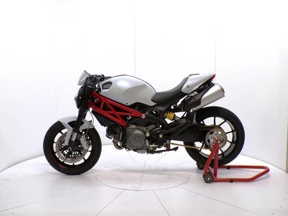 Ducati Monster 796 (2010 - 13) (4)