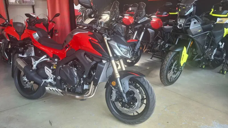 QJ Motor SRK 800 (2025 - 26) (2)