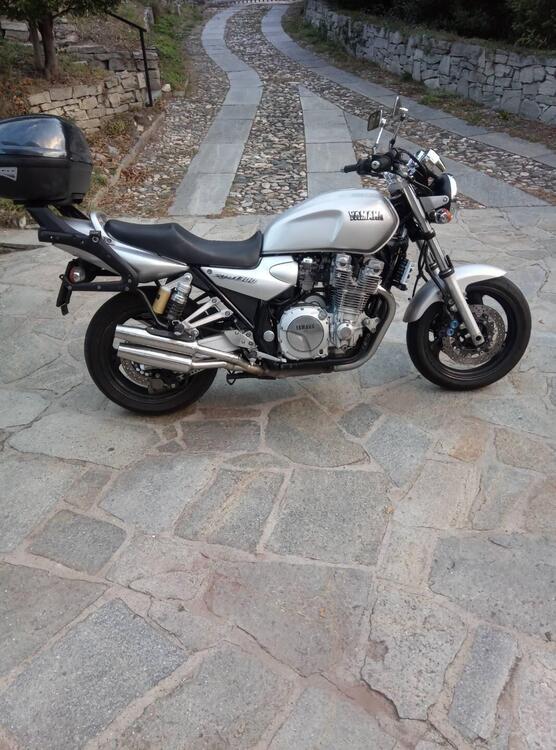 Yamaha XJR 1300 (1999 - 02)