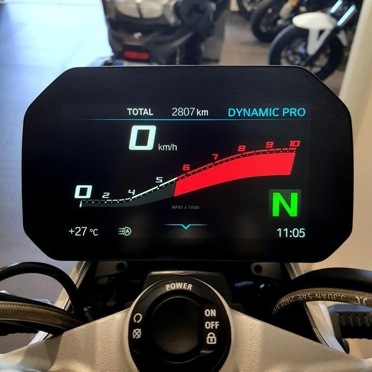 Bmw R 1250 R (2021 - 25) (5)