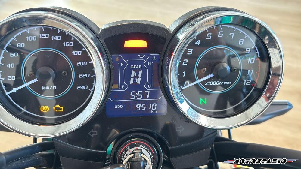 Kawasaki Z 650 RS (2022 - 24) (5)