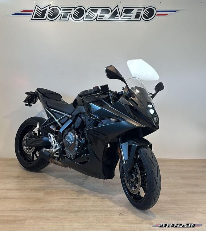 Suzuki GSX-8R (2024 - 25) (2)