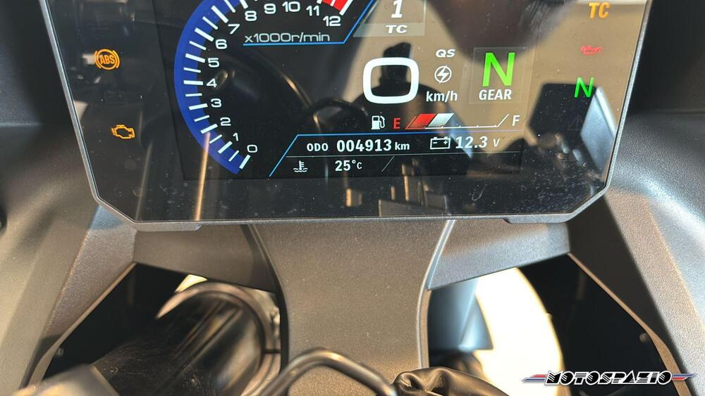 Suzuki GSX-8R (2024 - 25) (4)