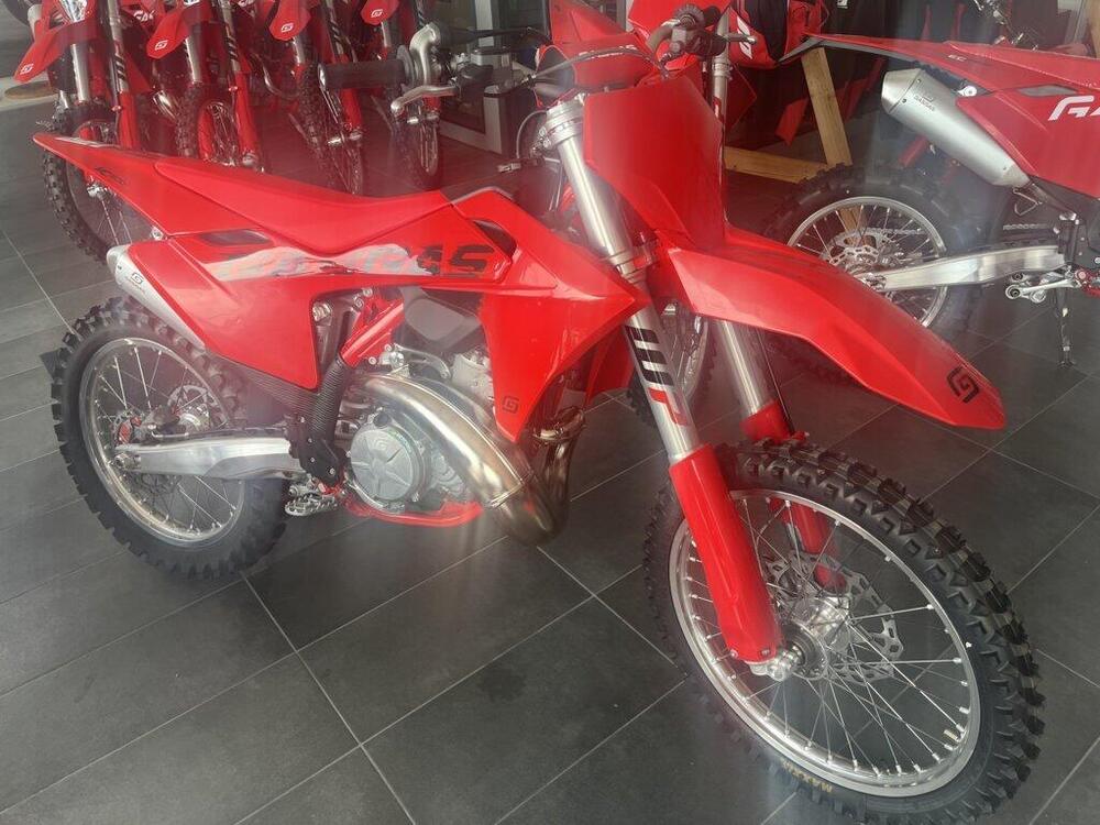 GASGAS MC 300 (2025)