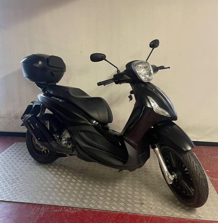 Piaggio Beverly 300 i.e. (2010 - 16)