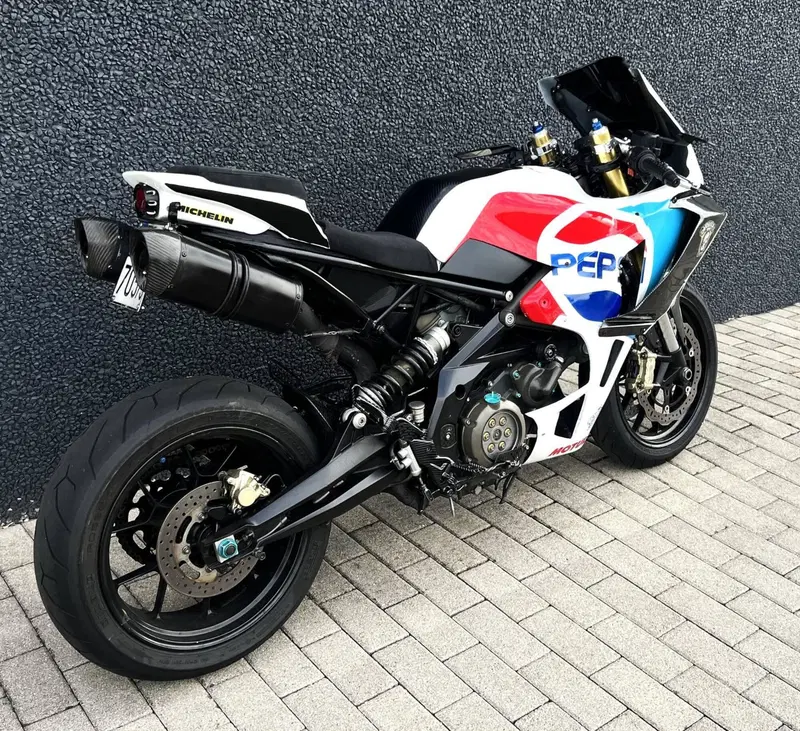 Aprilia Dorsoduro 750 (2009 - 14) (9)
