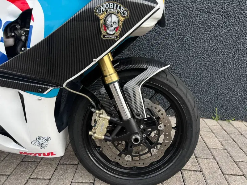 Aprilia Dorsoduro 750 (2009 - 14) (13)