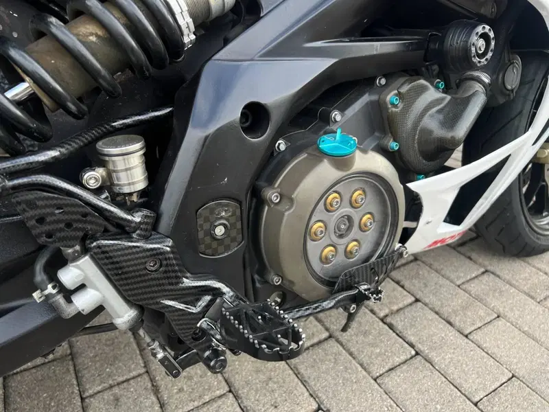 Aprilia Dorsoduro 750 (2009 - 14) (7)