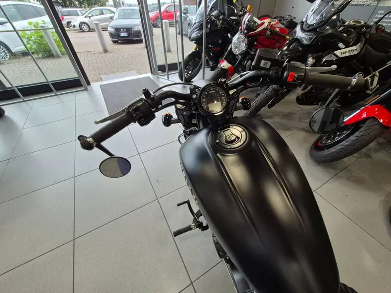 Indian Scout 1133 Bobber (2021 - 25) (7)
