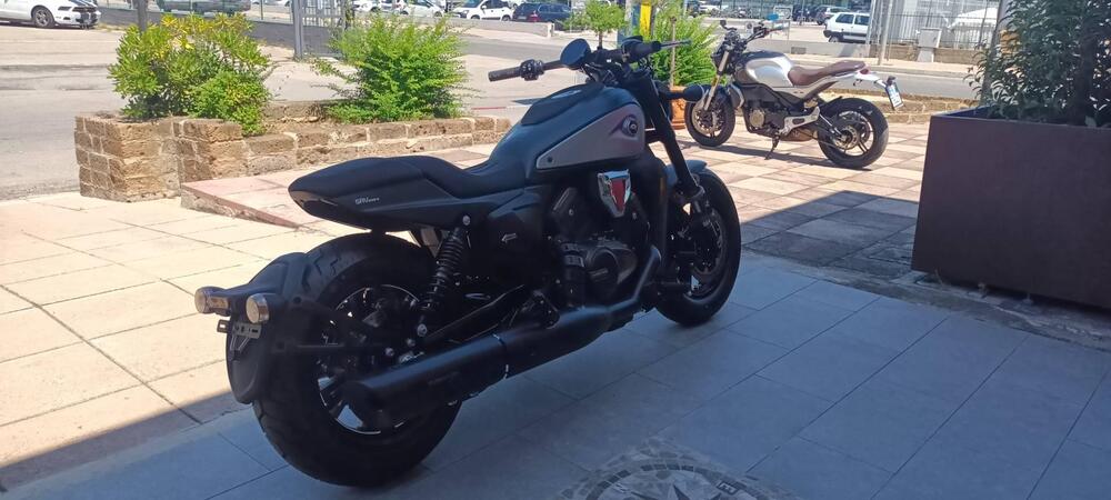 QJ Motor SRV 600 V (2025) (3)