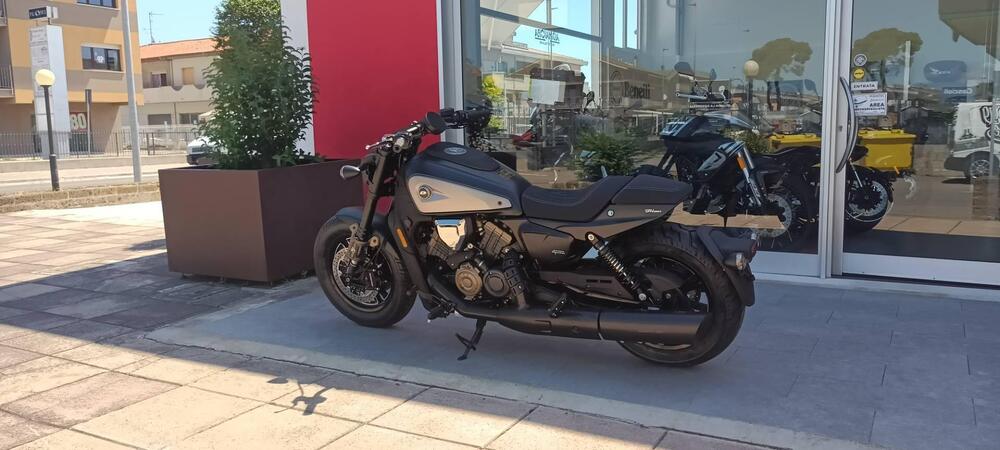 QJ Motor SRV 600 V (2025) (4)