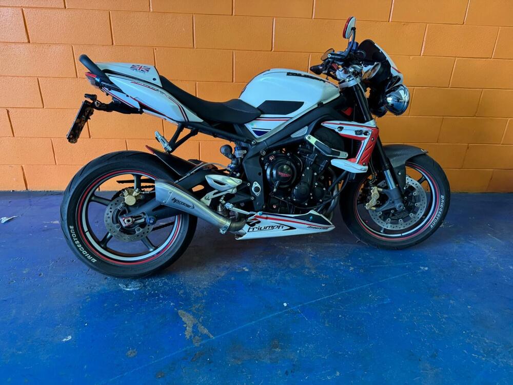 Triumph Daytona 675 R (2010 - 12) (5)