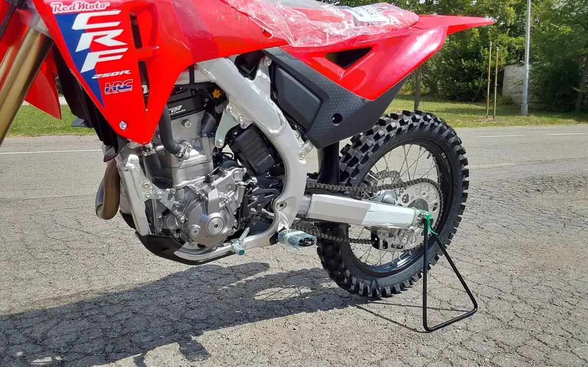 Honda CRF 250R (2026) (6)