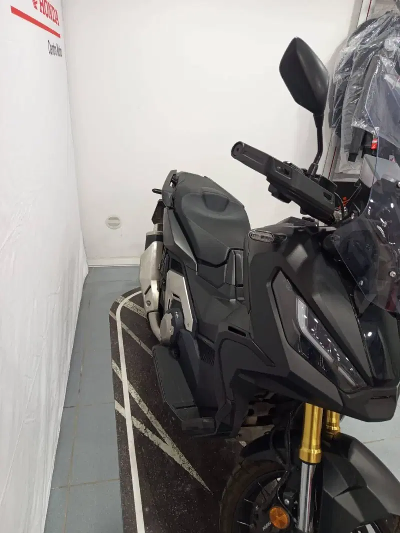 Honda X-ADV 750 DCT (2021 - 24) (3)
