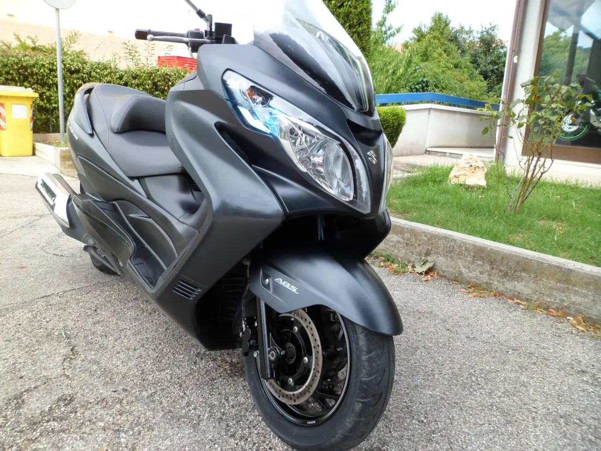 Suzuki Burgman AN 400 Lux ABS (2012 - 17) (2)
