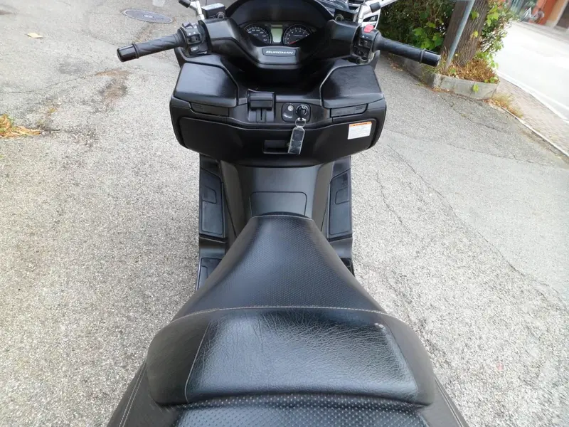 Suzuki Burgman AN 400 Lux ABS (2012 - 17) (5)