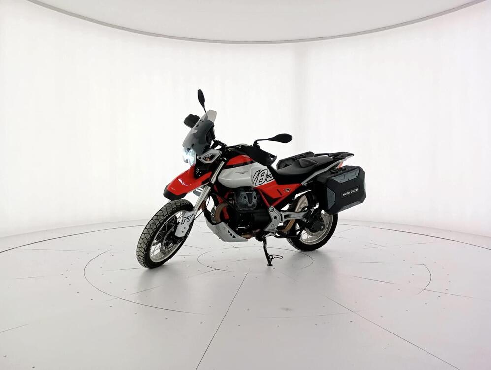 Moto Guzzi V85 TT (2024 - 25)
