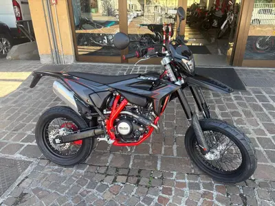 Betamotor RR 125 4T Motard R (2025 - 26) nuova